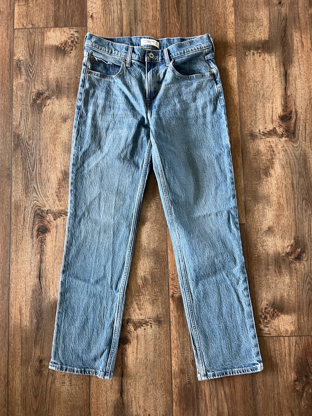 Abercrombie & Fitch Mid Rise 90’s Straight Leg Women’s Jeans Denim  Size 28